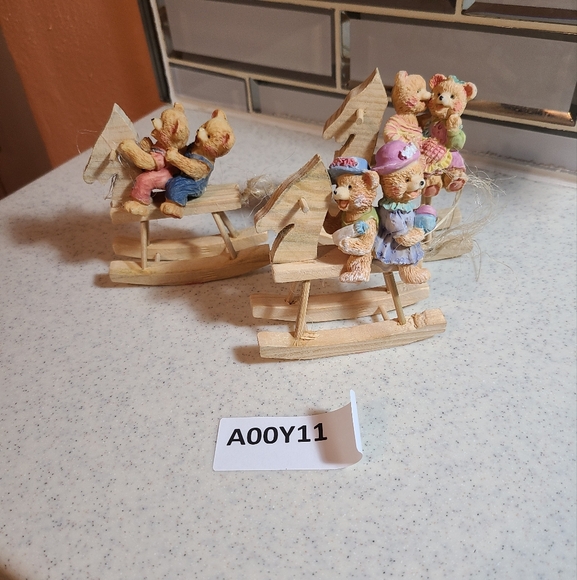 Set of 3 little bears on rockers Knick knacks super cute bears - Picture 9 of 11